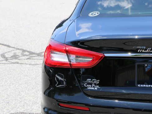 Used 2019 Maserati Quattroporte S GranSport Q4 AWD/4WD image 6