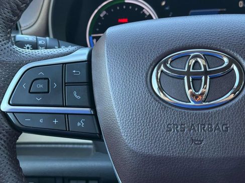 Certified 2021 Toyota Sienna Platinum FWD image 13
