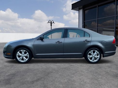 Used 2012 Ford Fusion SE FWD image 2
