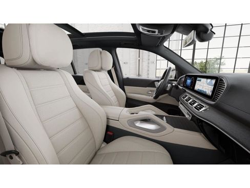 New 2025 Mercedes-Benz GLE 580 4MATIC image 3