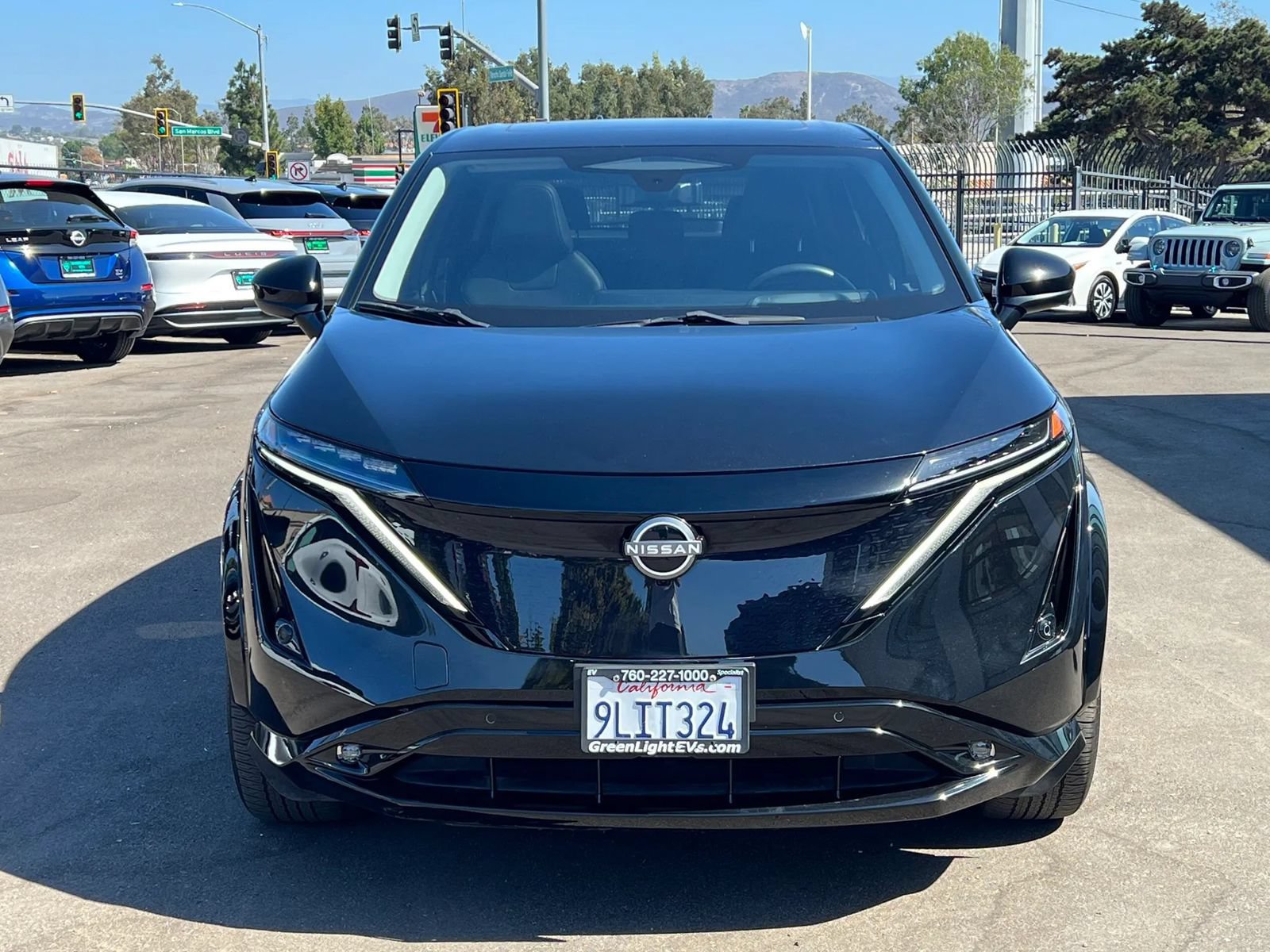 Used 2023 Nissan Ariya FWD image 2