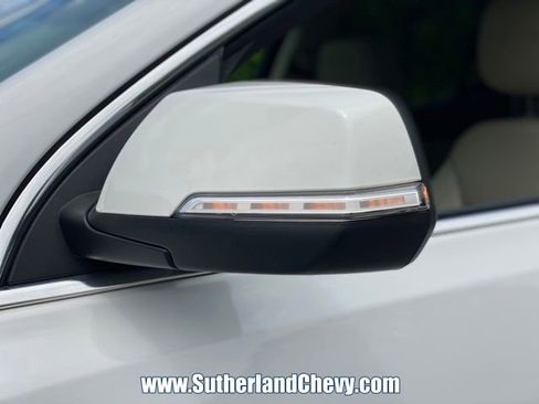 Used 2023 GMC Acadia Denali AWD/4WD image 11