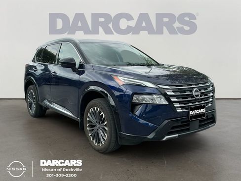 Used 2025 Nissan Rogue Platinum w/ Tech Package AWD/4WD image 1