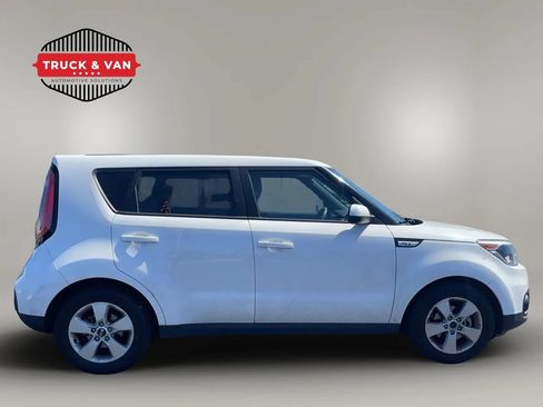 Used 2019 Kia Soul FWD image 7