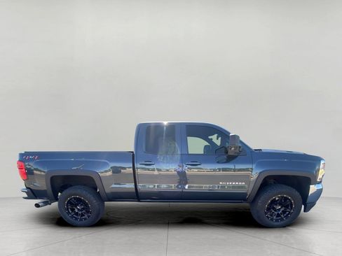 Used 2018 Chevrolet Silverado 1500 LT w/ Max Trailering Package AWD/4WD image 12