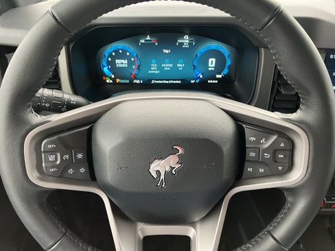 Used 2025 Ford Bronco Big Bend image 15