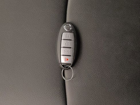 Used 2021 Nissan Sentra SR w/ SR Premium Package FWD image 32