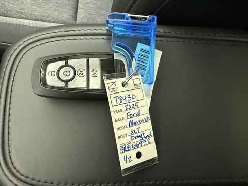 New 2025 Ford Maverick XLT w/ XLT Luxury Package image 30