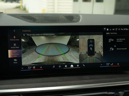 Used 2025 BMW X5 xDrive50e w/ Executive Package image 16