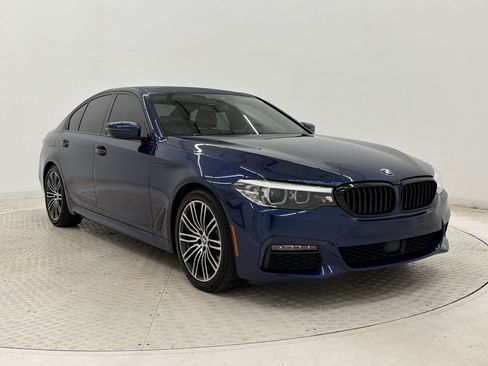 Used 2019 BMW 530i xDrive w/ M Sport Package AWD/4WD image 7