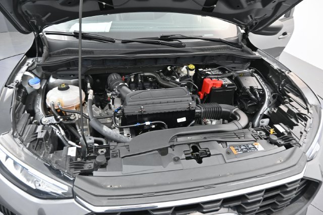 Used 2025 Ford Escape ST-Line FWD image 29