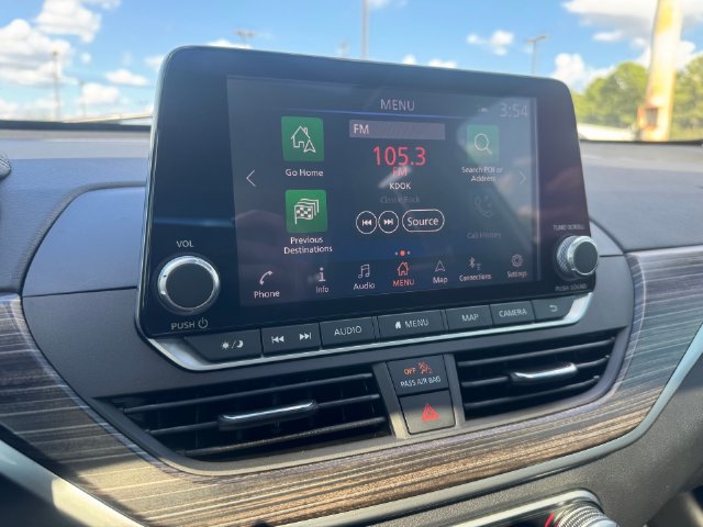 Used 2022 Nissan Altima 2.5 SL FWD image 16