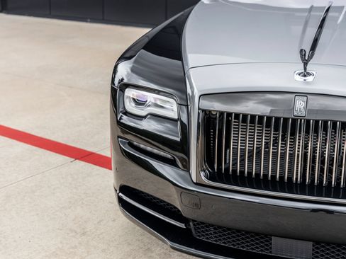Used 2018 Rolls-Royce Wraith RWD image 22