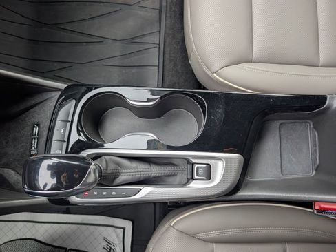 Certified 2025 Buick Envista Avenir image 23