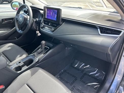 Used 2023 Toyota Corolla LE image 39