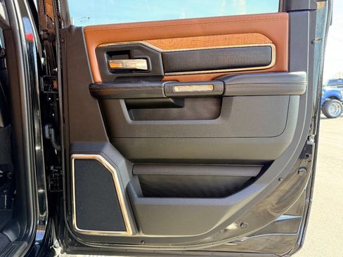 Used 2020 RAM 2500 Limited image 34