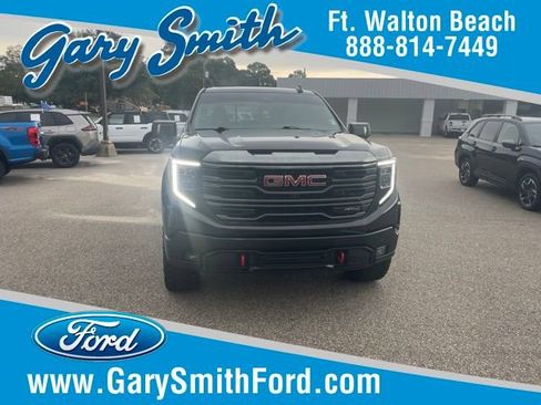 Used 2024 GMC Sierra 1500 AT4 w/ Technology Package AWD/4WD image 1
