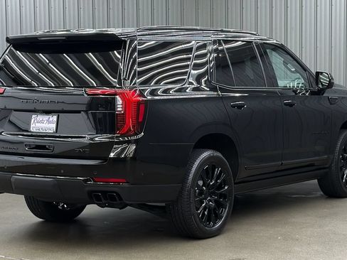 Used 2026 GMC Yukon Denali w/ Sun & Power Step Package AWD/4WD image 5