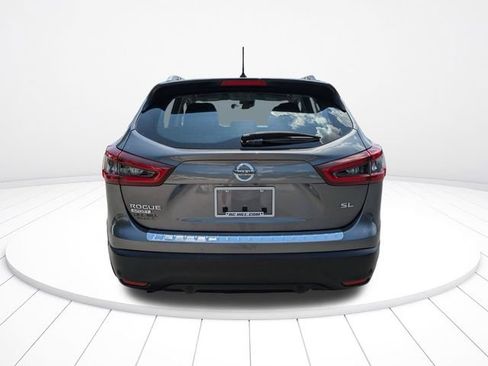 Used 2022 Nissan Rogue Sport SL FWD image 5