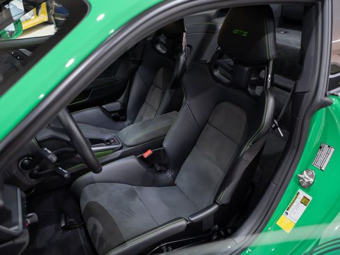 Used 2022 Porsche 911 GT3 RS image 9