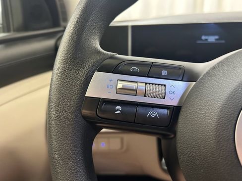 Used 2025 Hyundai Tucson SEL FWD image 9