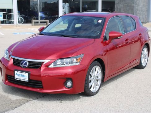 Used 2013 Lexus CT 200h w/ Premium Pkg w/Navigation image 1