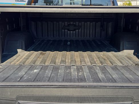 Used 2019 Chevrolet Silverado 1500 RST image 13