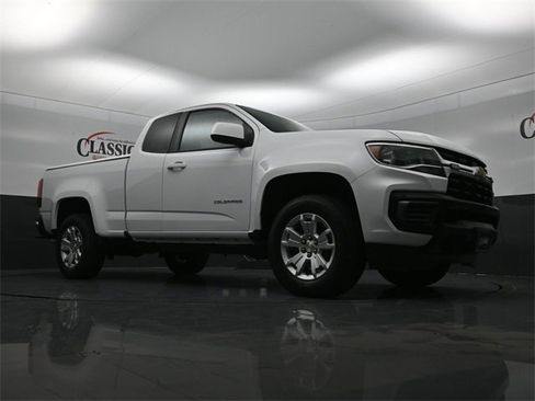 Used 2022 Chevrolet Colorado LT w/ Fleet Safety Package image 27