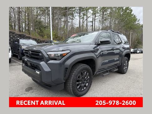 Used 2025 Toyota 4Runner SR5 image 1