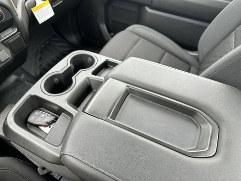 Used 2025 Chevrolet Silverado 1500 W/T image 20