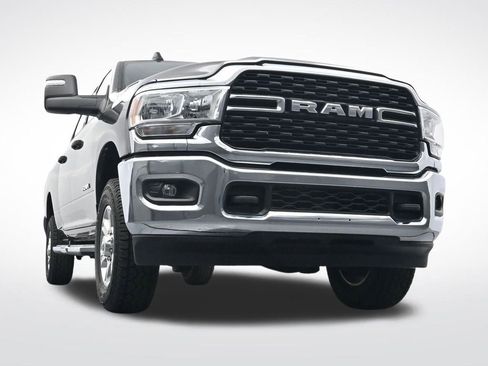 Used 2024 RAM 2500 Big Horn image 31