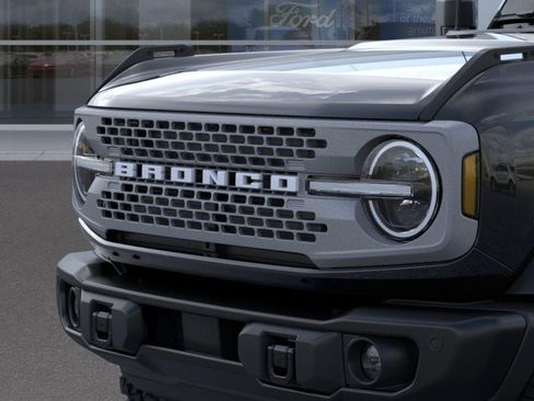 New 2026 Ford Bronco Badlands AWD/4WD image 19