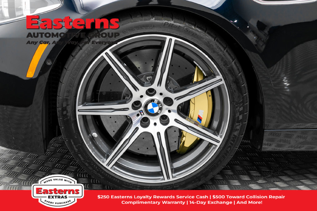 Used 2015 BMW M5 RWD image 8