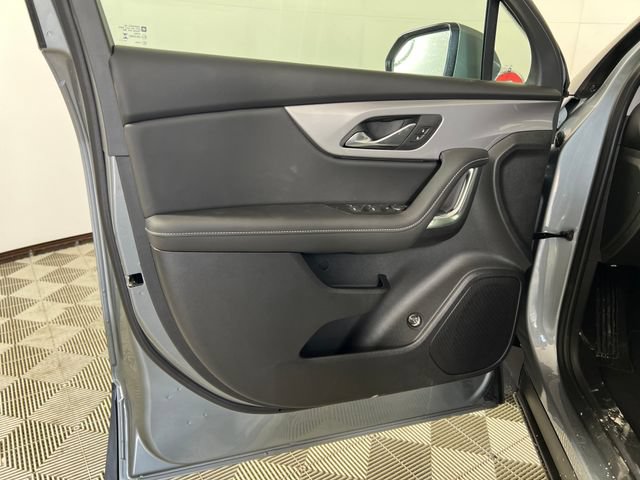 New 2026 Chevrolet Blazer LT w/ Convenience Package FWD image 10