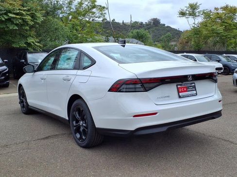 New 2025 Honda Accord SE image 8
