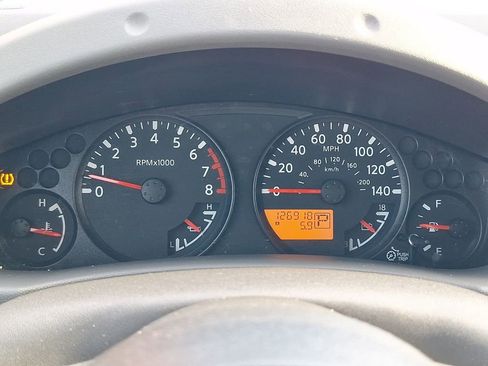 Used 2013 Nissan Xterra S image 15