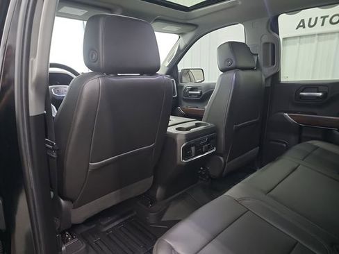 Used 2019 GMC Sierra 1500 SLT w/ SLT Premium Plus Package AWD/4WD image 34