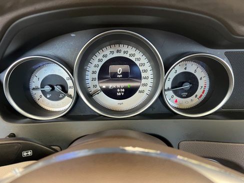 Used 2013 Mercedes-Benz C 300 Sport image 23