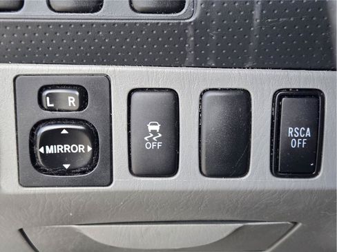 Used 2010 Toyota Tacoma PreRunner RWD image 18
