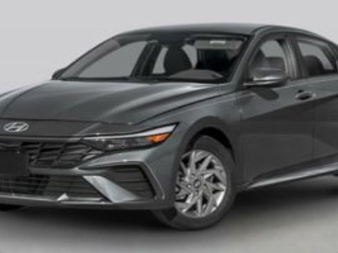 Used 2025 Hyundai Elantra Limited FWD image 1