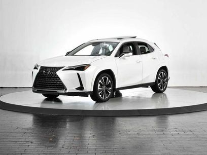 Certified 2025 Lexus UX 300h FWD w/ Accessory Package (Z1)