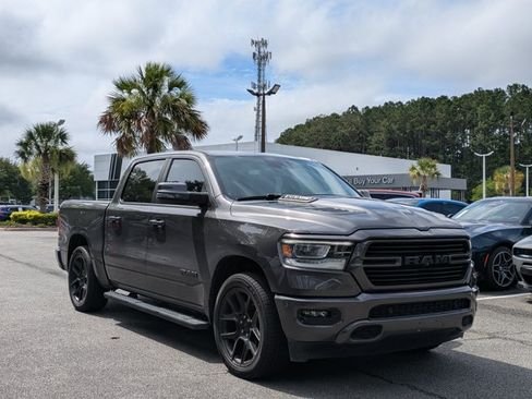 Used 2023 RAM 1500 Laramie AWD/4WD image 3