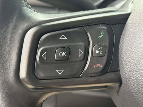 Used 2022 Jeep Wrangler Unlimited Sport AWD/4WD image 19
