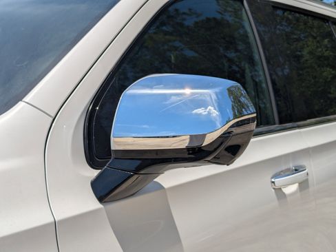 New 2025 Chevrolet Suburban Premier w/ Sun And Tow Package image 26