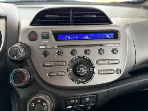 Used 2010 Honda Fit Sport image 14