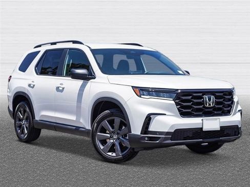 New 2025 Honda Pilot Sport image 5