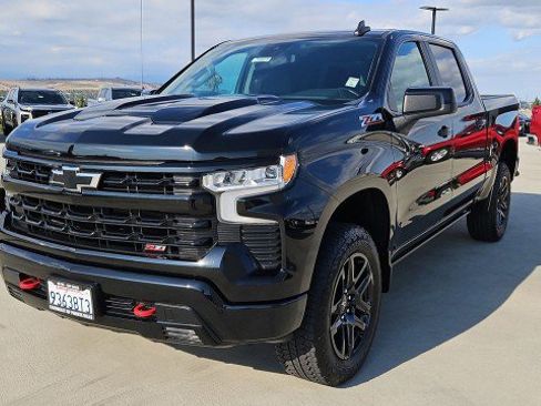 Used 2023 Chevrolet Silverado 1500 LT Trail Boss AWD/4WD image 1