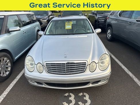 Used 2005 Mercedes-Benz E 500 4MATIC Sedan image 2