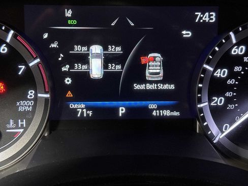 Used 2023 Toyota Highlander XLE AWD/4WD image 20