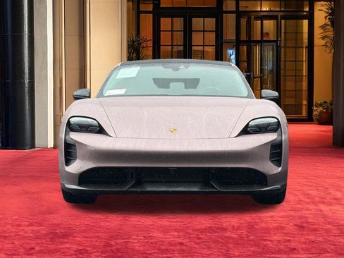 Used 2021 Porsche Taycan 4S image 5